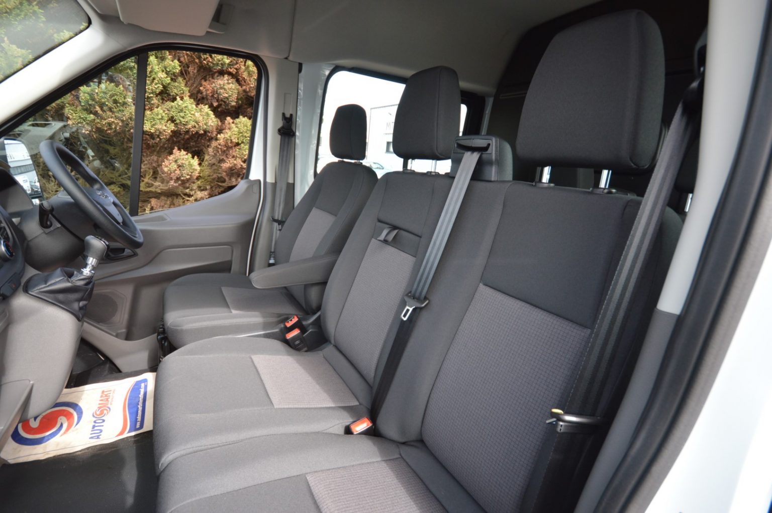 Ford Transit 350 Leader ECOBLUE Crew-van – J&F Group leasing